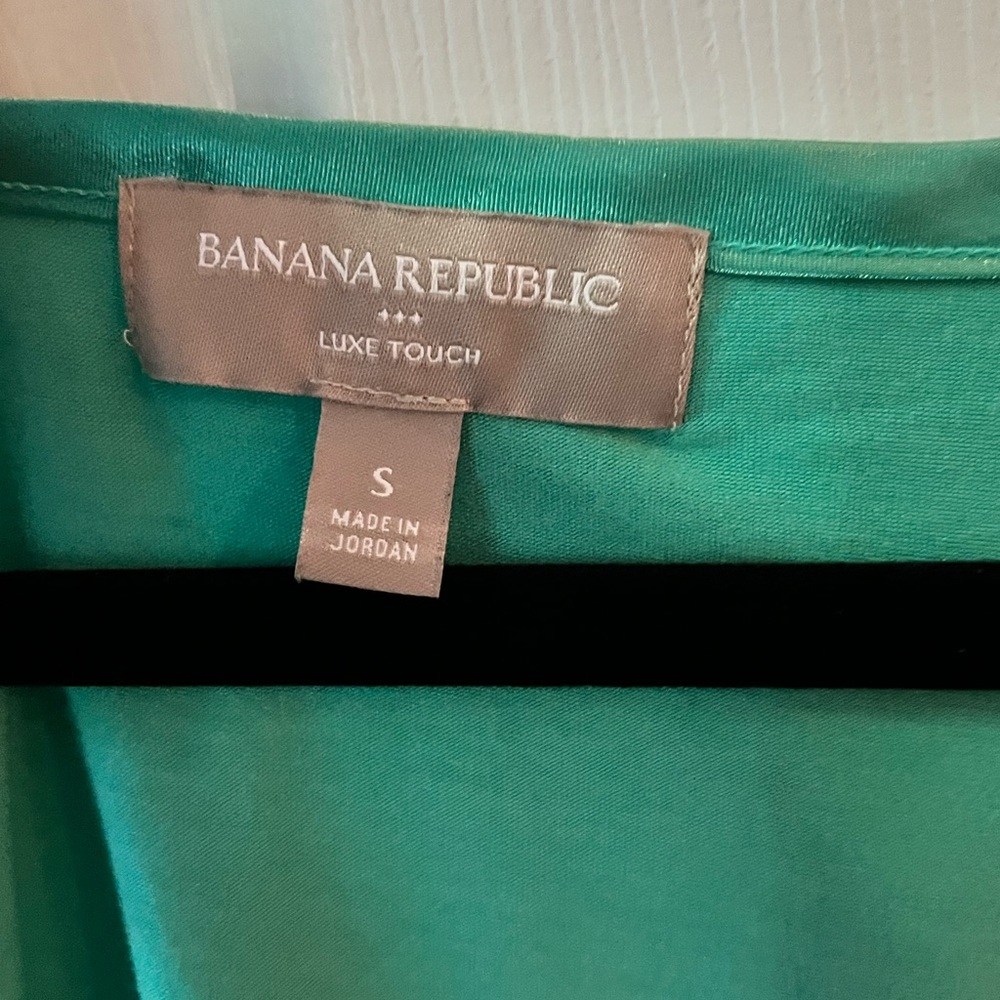 Banana Republic Womens Luxe Touch Tank Top Size S Green Satin Trim - Picture 2 of 7